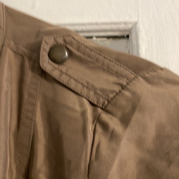 100% Silk Hinge Jacket - Picture 3 of 5